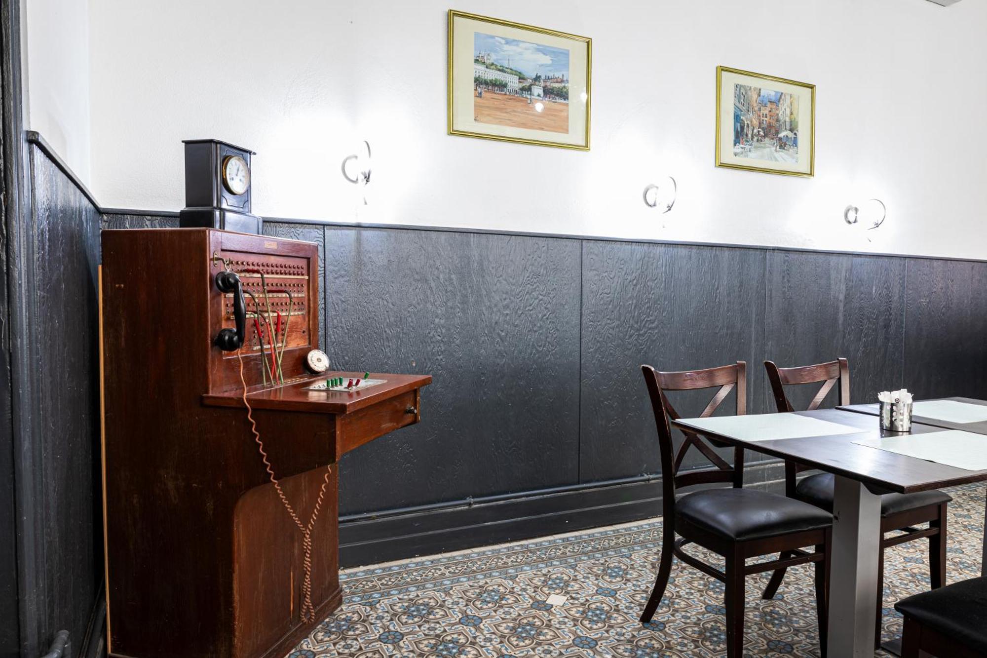 Hotel Du Dauphiné Lione Esterno foto
